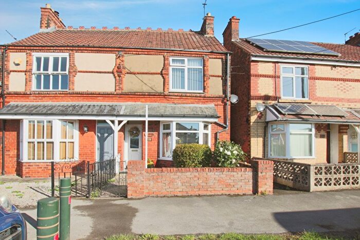 3 Bedroom Semi-Detached House For Sale In Staithes Road, Preston, Hull, HU12