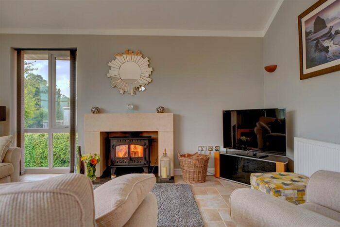 2 Bedroom Detached Bungalow For Sale In Severn Meadow, Astley Burf, Stourport-On-Severn, DY13