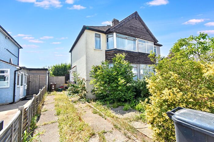 2 Bedroom Property For Sale In Hanover Avenue, Feltham, Greater London, TW13