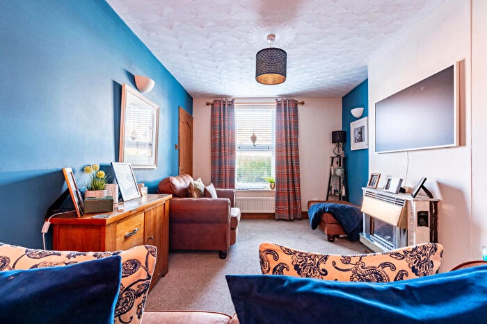 3 Bedroom Terraced House For Sale In Shirehampton Road, Sea Mills, Bristol, BS9