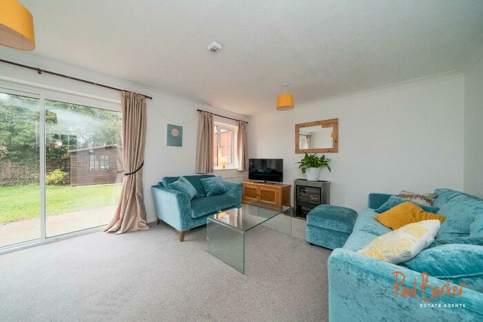 4 Bedroom Detached House To Rent In Craiglands, St. Albans, Hertfordshire, AL4