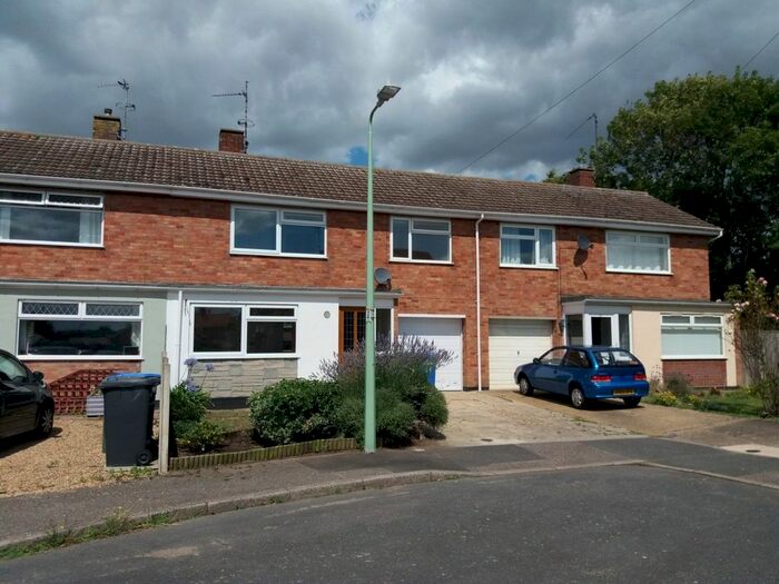 4 Bedroom Terraced House To Rent In Munnings Close, Lowestoft, Suffolk, NR33