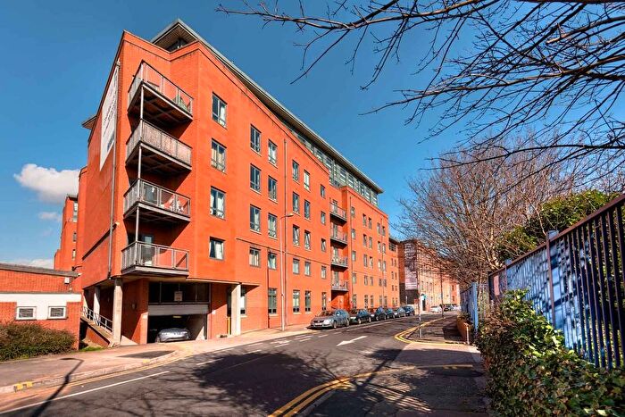 1 Bedroom Flat To Rent In Brook House, Ellesmere Street, Castlefield, M15
