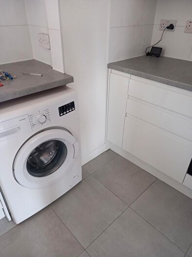 2 Bedroom Flat To Rent In Hertford Road, Enfield, EN3