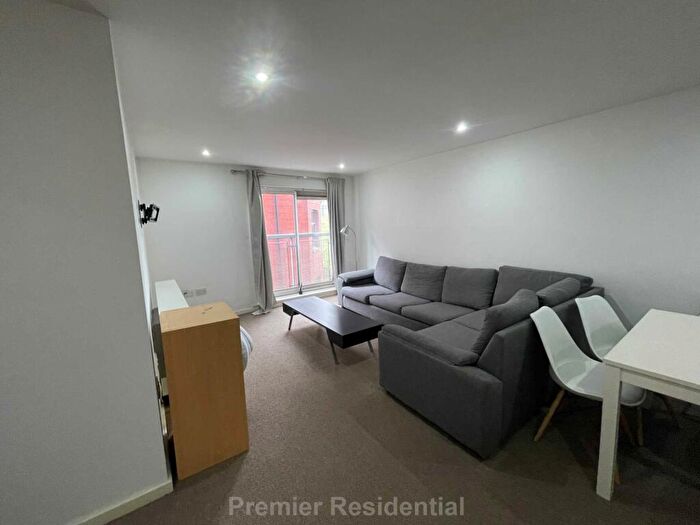 2 Bedroom Apartment To Rent In Ludgate Hill, Manchester, M4