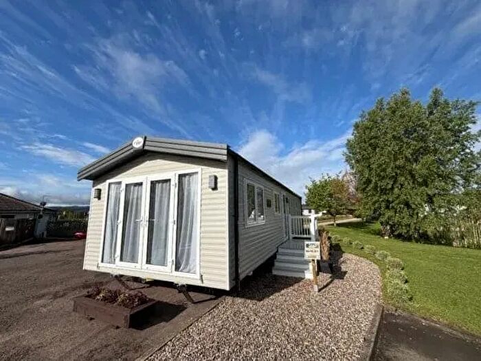 2 Bedroom Park Home For Sale In Salters Lane, Lower Moor, Pershore, WR10