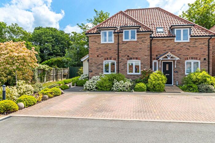 3 Bedroom Semi-Detached House For Sale In Hamlet Road, Haverhill, CB9