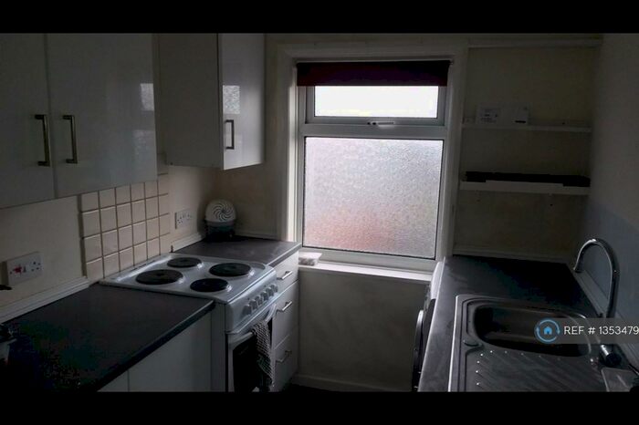 1 Bedroom Flat To Rent In Middlewich St, Crewe, CW1