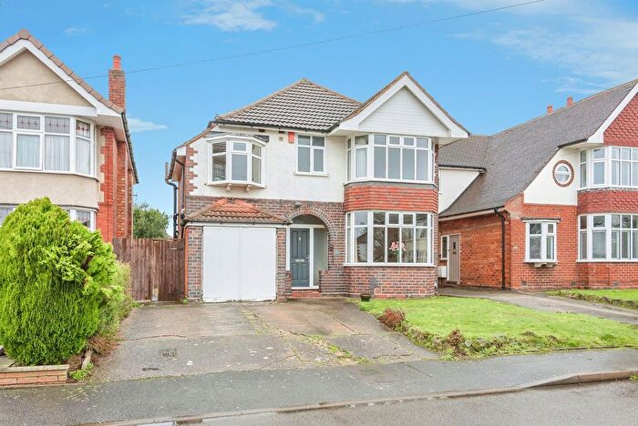 4 Bedroom Detached House For Sale In Nadin Road, Sutton Coldfield, B73