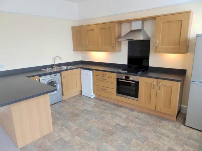 2 Bedroom Flat To Rent In North Street, Ripon, HG4
