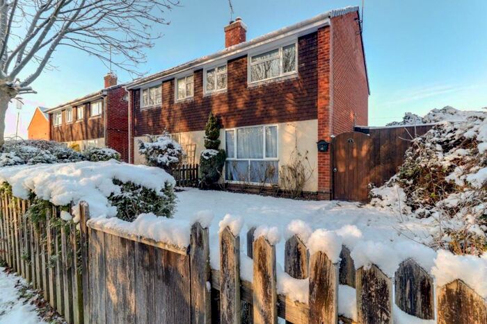 3 Bedroom House To Rent In Hatherley, GL51