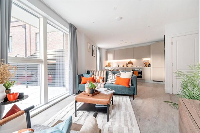 2 Bedroom Apartment To Rent In Palmer Street, Reading, RG1
