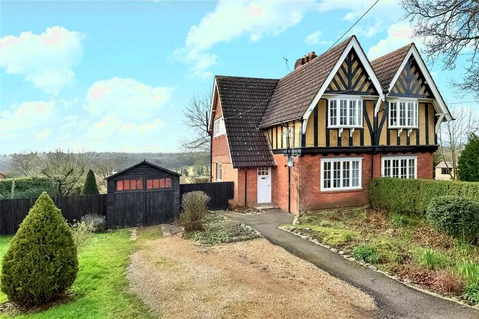 2 Bedroom Semi-Detached House To Rent In Hamptons Road, Hadlow, Tonbridge, Kent TN11