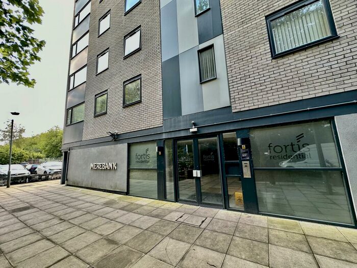 3 Bedroom Apartment To Rent In Mere Bank, L17