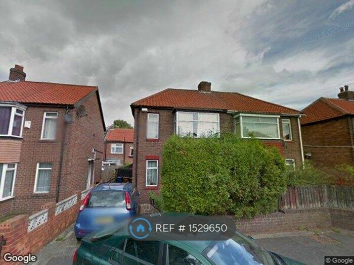 3 Bedroom Semi-Detached House To Rent In Rennington Place, Newcastle Upon Tyne, NE5