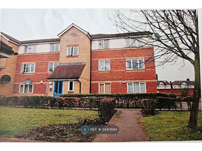 1 Bedroom Flat To Rent In Palmers Green, London, N13