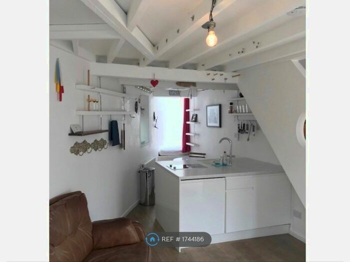 1 Bedroom Terraced House To Rent In Terminus Place, Brighton, BN1