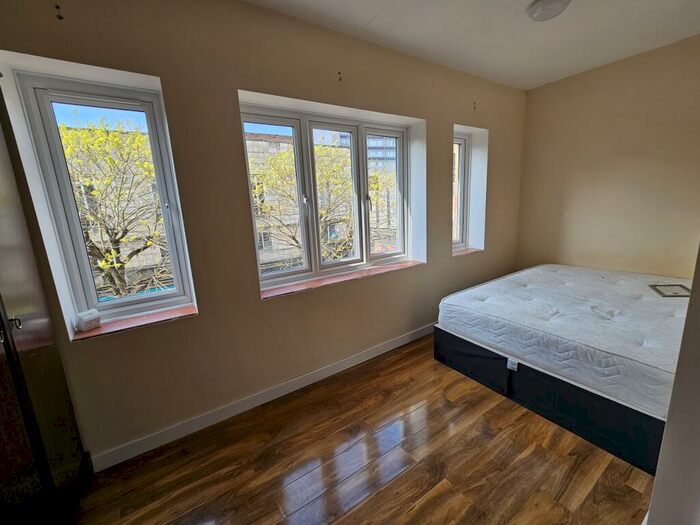 1 Bedroom Flat To Rent In Woolwich, SE18