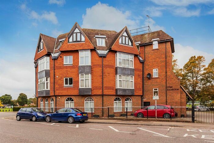 2 Bedroom Flat To Rent In The Hoskins, Station Road West, Oxted, RH8