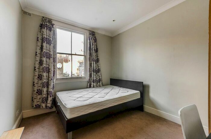 2 Bedroom Flat To Rent In Child's Place, Kenway Village, London, SW5