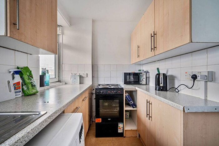 1 Bedroom Flat For Sale In Dornberg Close, Blackheath, London, SE3