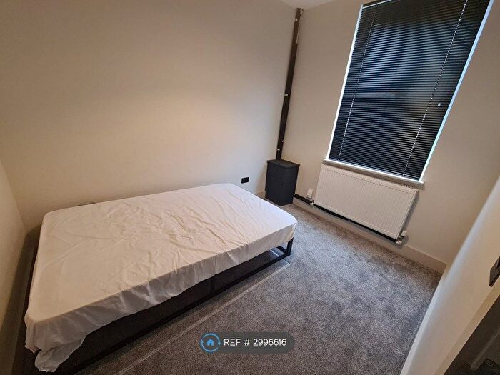 3 Bedroom Terraced House To Rent In Peel Street, Middlesbrough, TS1
