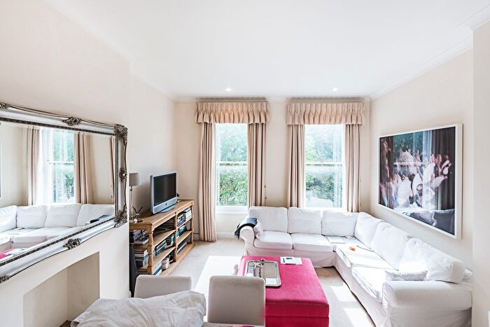 2 Bedroom Flat To Rent In Courtfield Road, London, SW7