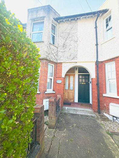 Studio To Rent In Waltheof Avenue, London, N17