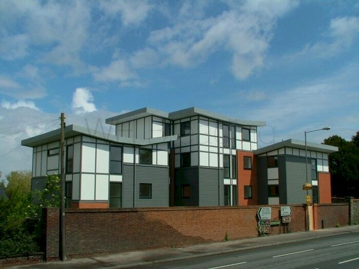 2 Bedroom Flat To Rent In Preston Grove, Faversham, ME13