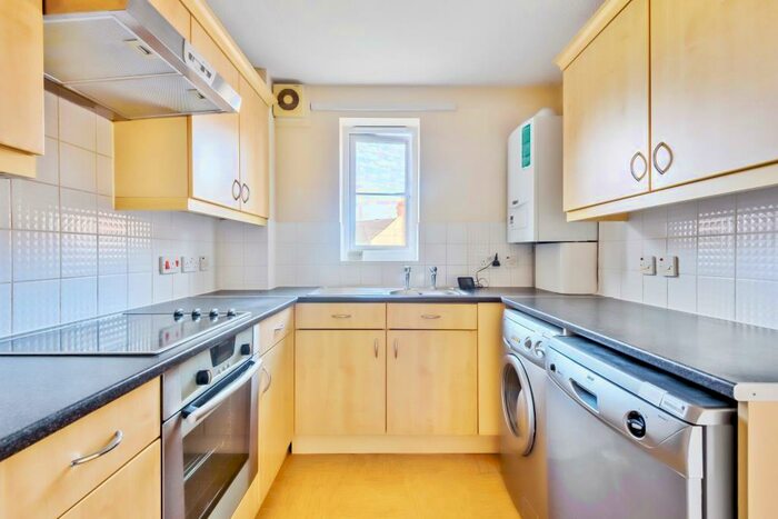 1 Bedroom Apartment To Rent In Swindon, Wiltshire, SN1