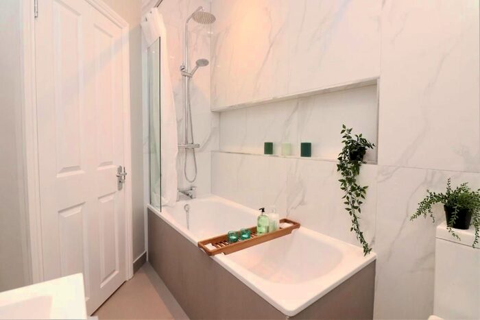 8 Bedroom Property To Rent In Livingstone Road, Southampton, SO14