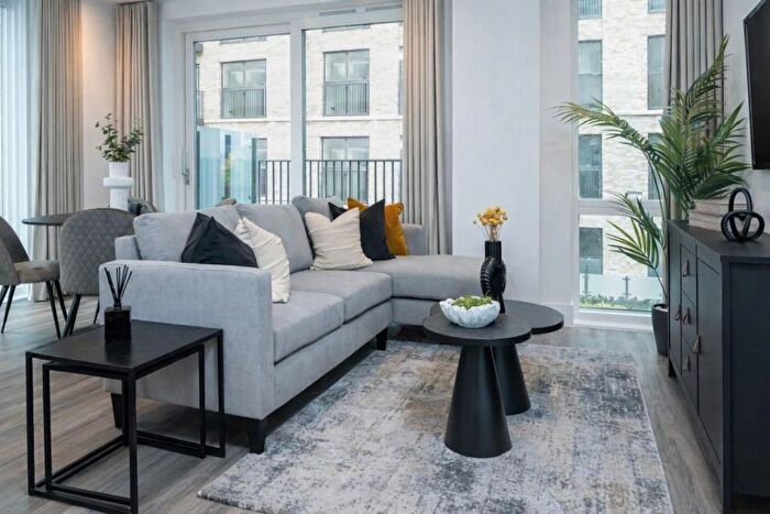 3 Bedroom Flat For Sale In Colindale Ave, NW9