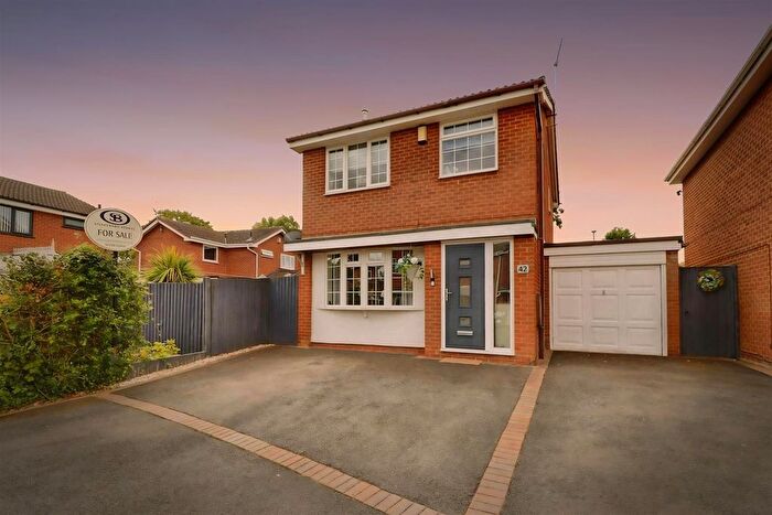 3 Bedroom Detached House For Sale In Sedgemere Avenue, Crewe, CW1