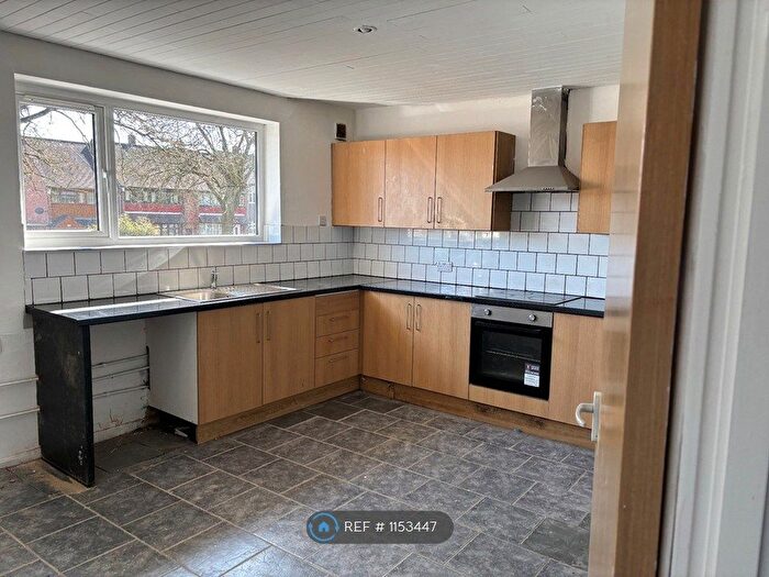 3 Bedroom Flat To Rent In Dividy Road, Stoke-On-Trent, ST2