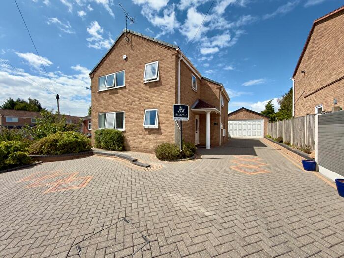 4 Bedroom Detached House For Sale In Wollaton Paddocks, Wollaton, NG9