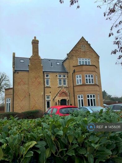 2 Bedroom Flat To Rent In Wansunt Road, Bexley, DA5