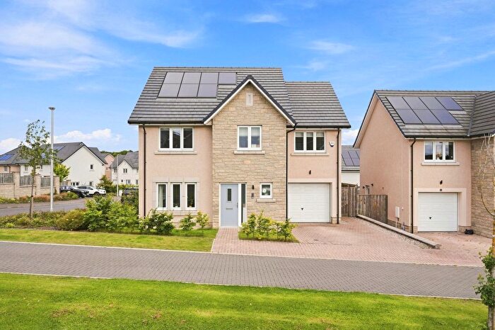 4 Bedroom Villa For Sale In Beaton Drive, Winchburgh, EH52