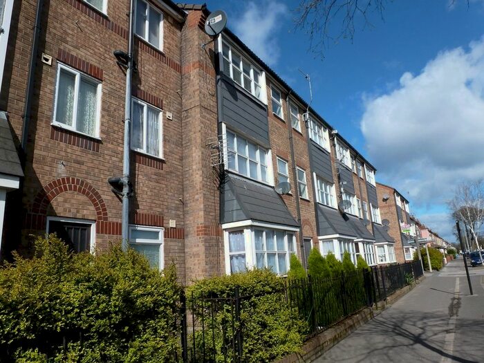 2 Bedroom Flat To Rent In Coultas Court, Albert Avenue, Hull, HU3