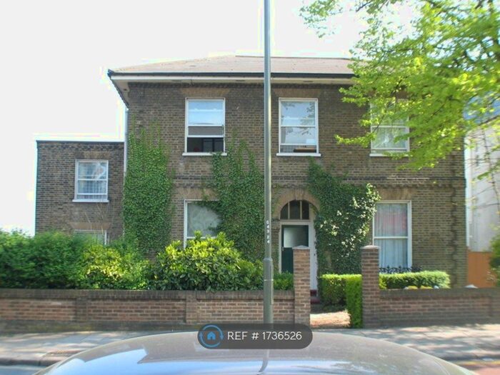 1 Bedroom Flat To Rent In Croydon Road, London, SE20