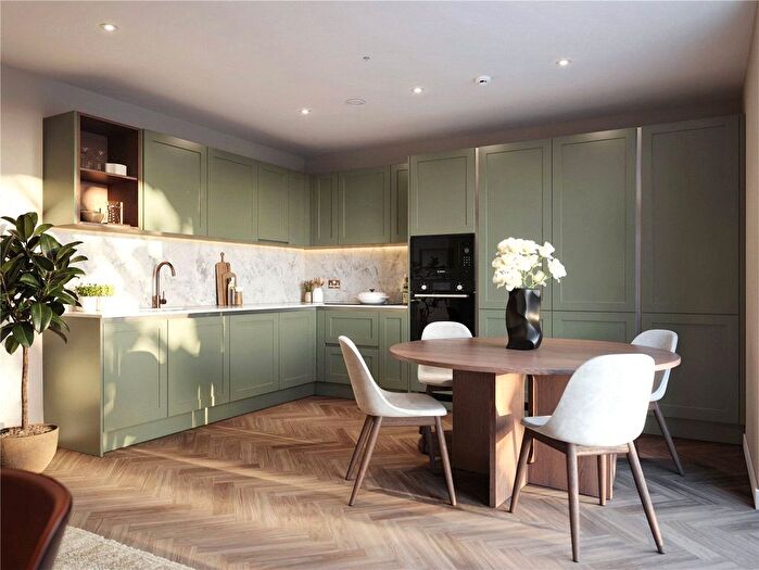 2 Bedroom Flat For Sale In Twyford Park, London, NW10