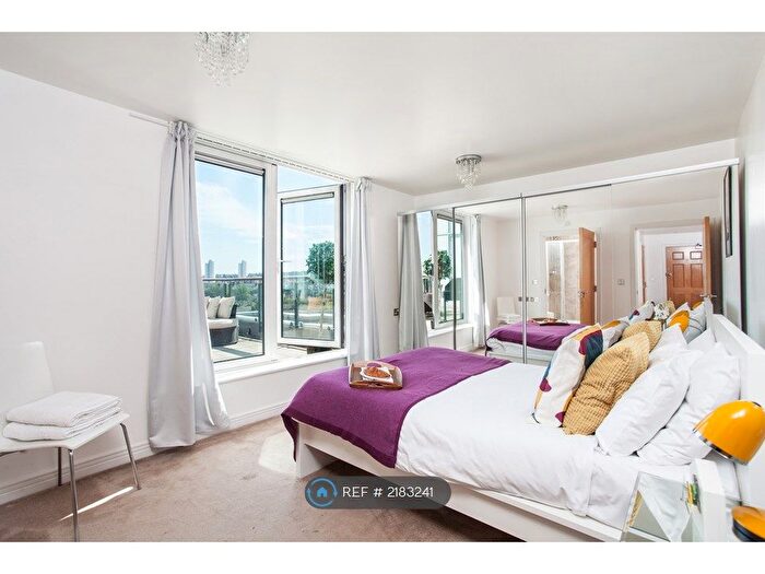 3 Bedroom Flat To Rent In Erebus Drive, London, SE28