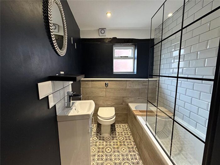 1 Bedroom Apartment For Sale In Load Street, Bewdley, Worcestershire, DY12