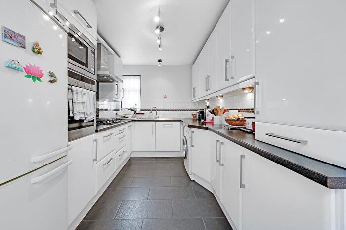 3 Bedroom Terraced House For Sale In Attewood Avenue, London, NW10