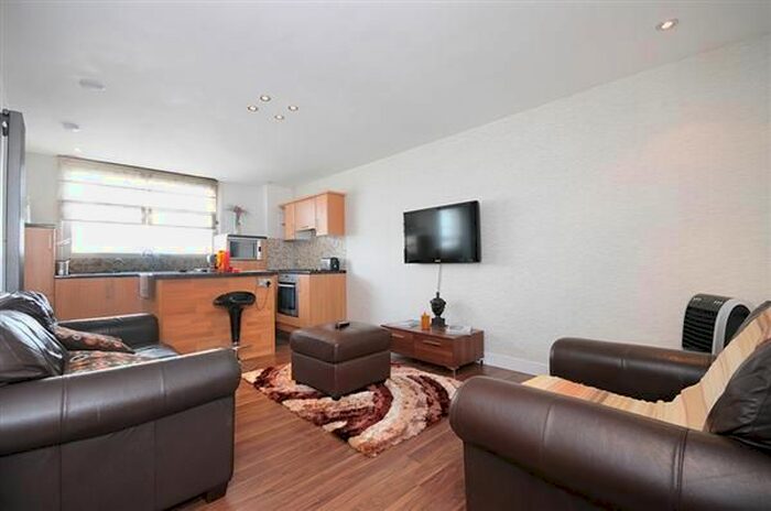 1 Bedroom Flat To Rent In The Water Gardens, London, W2