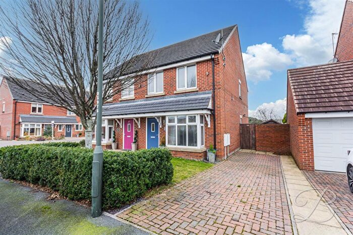 3 Bedroom Semi-Detached House For Sale In Highfield Avenue, Langwith Junction, Mansfield, NG20