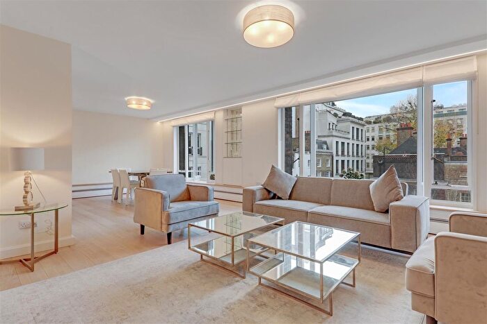 2 Bedroom Flat To Rent In Bourdon Street, London, W1K