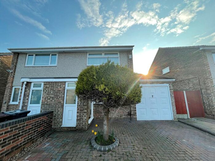 2 Bedroom Semi-Detached House To Rent In St Ives Way, Liverpool, Merseyside., L26