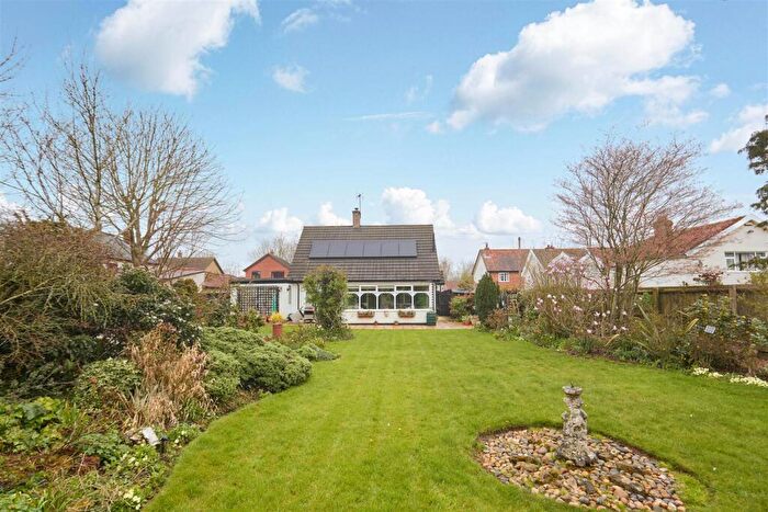 2 Bedroom Chalet For Sale In New Street, Fressingfield, Eye, IP21