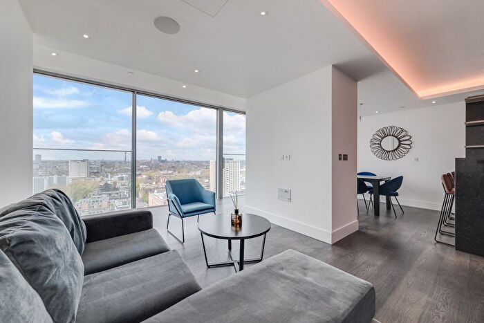 3 Bedroom Flat For Sale In Carrara Tower, Bollinder Place, EC1V