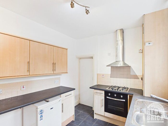 1 Bedroom Flat To Rent In Earlsdon Avenue North, Earlsdon, Coventry, CV5